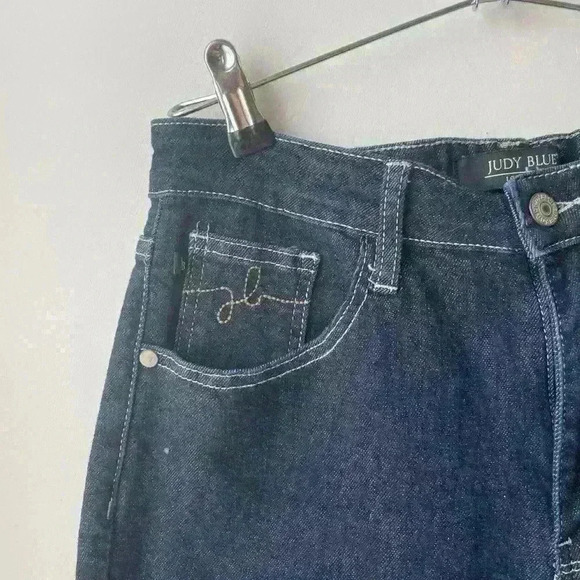 Dark Wash Judy Blue Mom Jean size 9/29 - Picture 2 of 6